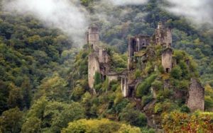 Lire la suite à propos de l’article 1000 ans d’histoire aux Tours de Merle